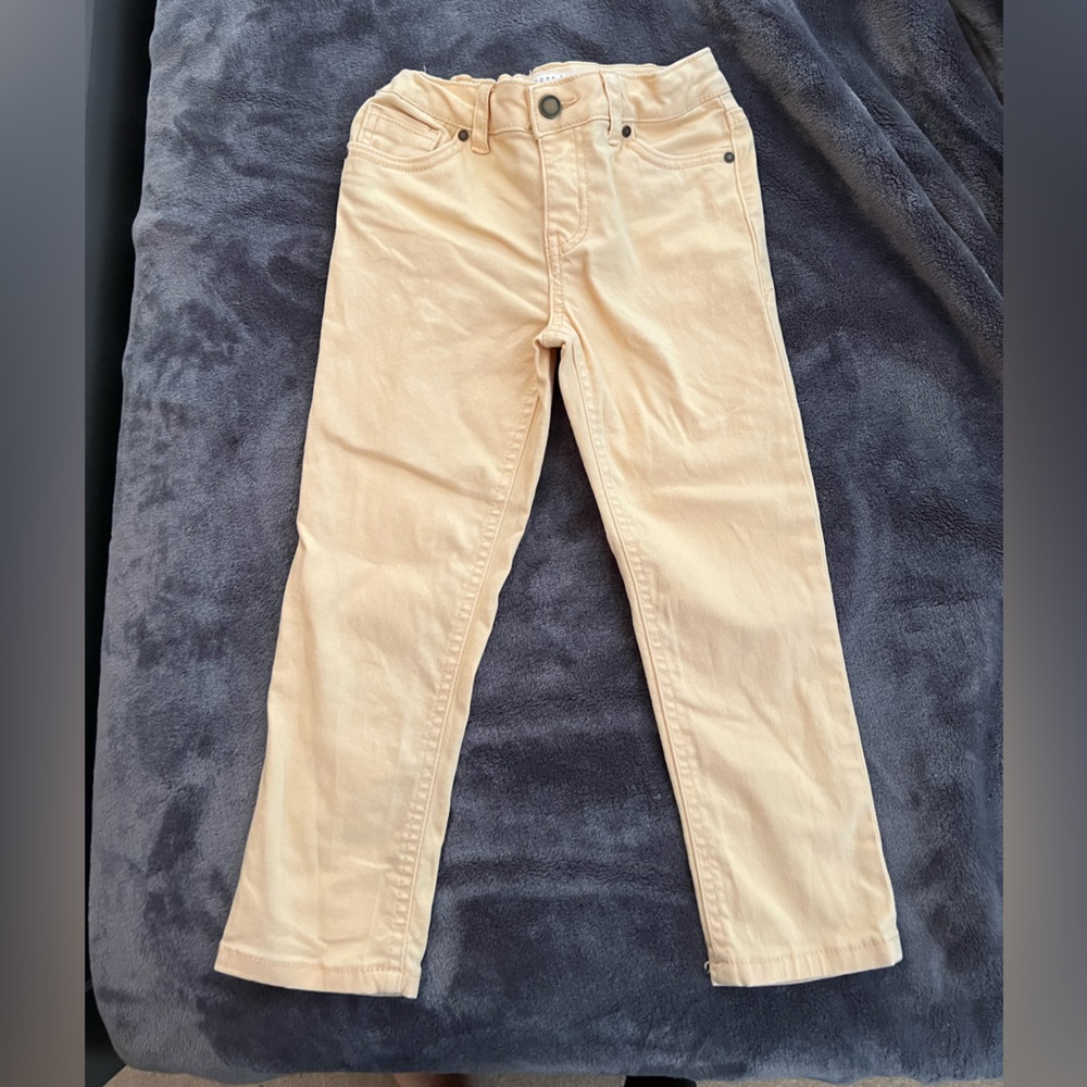 Pale yellow copper key little girls pants. Size 6. Worn twice.